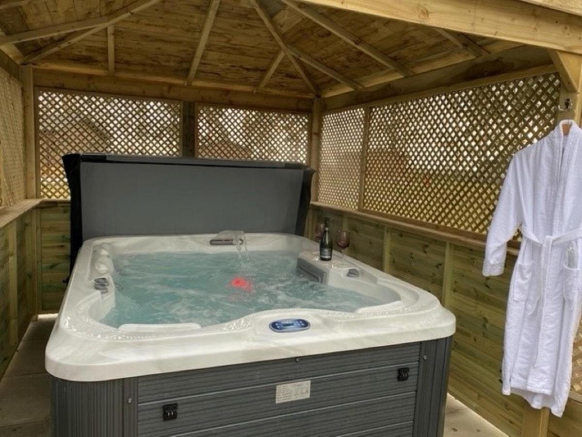 Hollicarrs - Bluebell Lodge Riccall Екстериор снимка